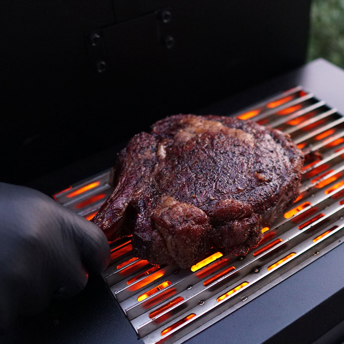 Green Mountain Grills - Sideburn - Side Burner For Ledge / Peak